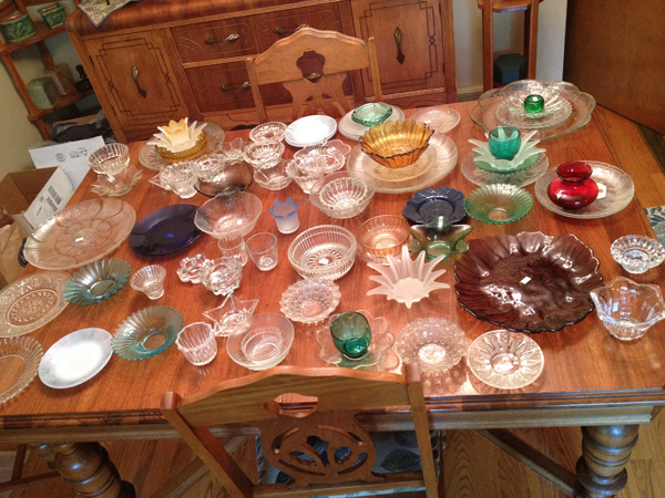 table of flower art glassware2